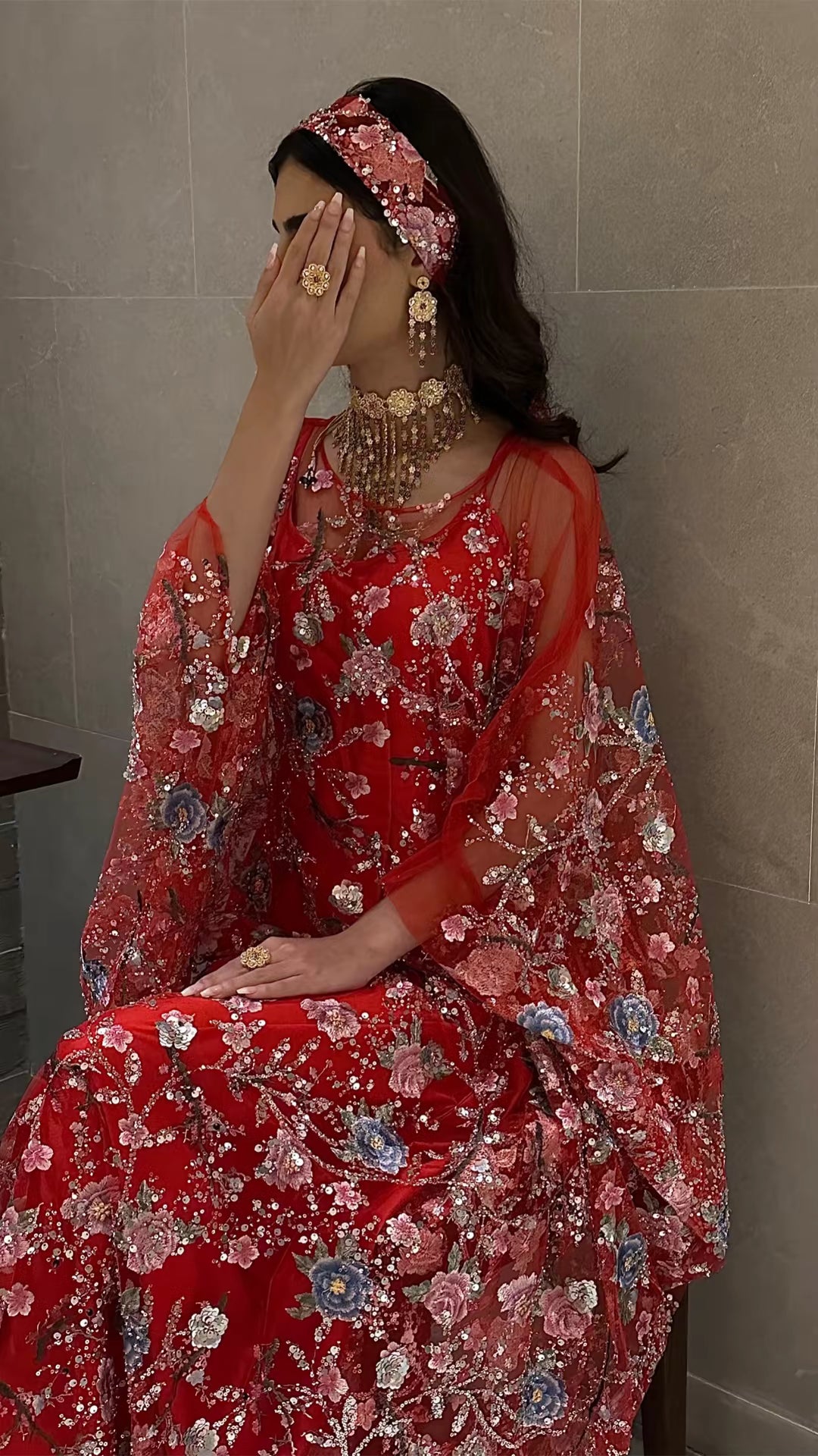 Dreamy Dirac in red (preorder 2 weeks)