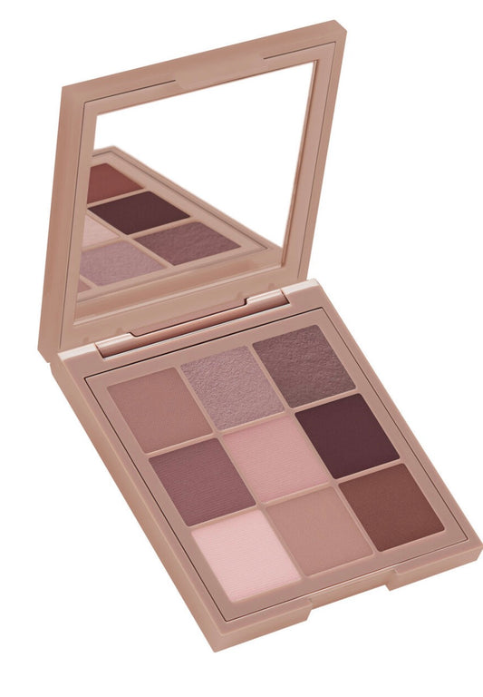 Matte obsession eyeshadow pallet Huda beauty